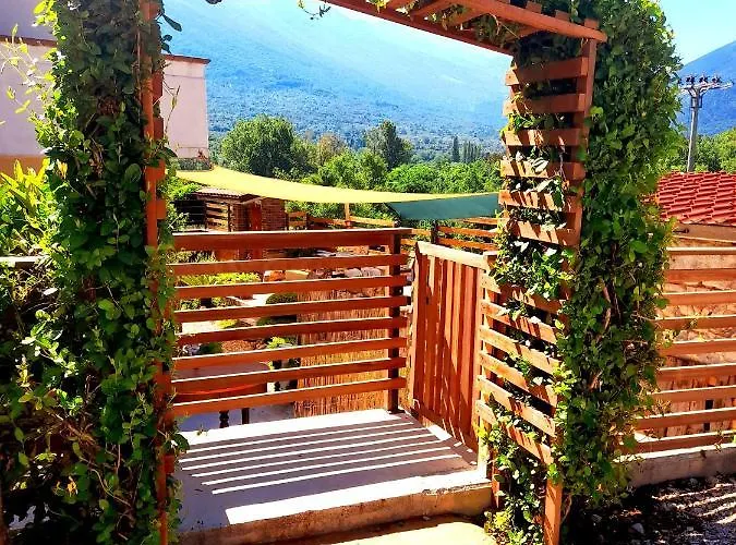 Pensión Sofia-la Nella Riserva 3*